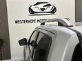 Nissan Navara 2.3 dCi Tekna 4WD Euro 6 (s/s) 4dr 57