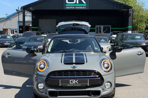 Mini Hatch COOPER S CLASSIC - CAT S - LOW MILEAGE - NAV & COMFORT PLUS PACKS -CAMERA 18