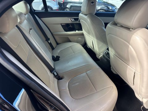 Jaguar XF 3.0 XF S Portfolio V6 D Auto 4dr 14