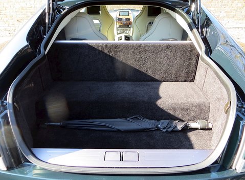 Aston Martin Rapide 16