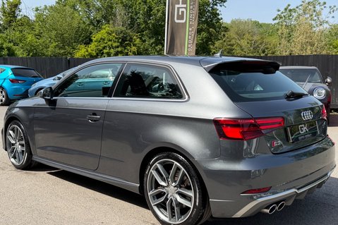Audi S3 QUATTRO 3 DOOR - APPLE CAR PLAY - VIRTUAL COCKPIT -2 OWNERS -FULL SERVICE H 2