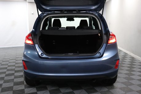 Ford Fiesta TREND 14