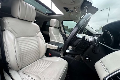 Land Rover Discovery 3.0 TD V6 First Edition SUV 5dr Diesel Auto 4WD Euro 6 (s/s) (258 ps) 16