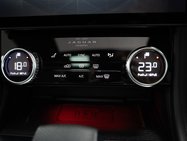 Jaguar F-Pace 5.0 P550 V8 SVR SUV 5dr Petrol Quickshift AWD Euro 6 (s/s) (550 ps) 10