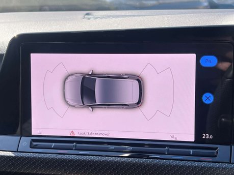 Volkswagen Golf 2.0 Golf R-Line TDI Semi-Auto 5dr 36