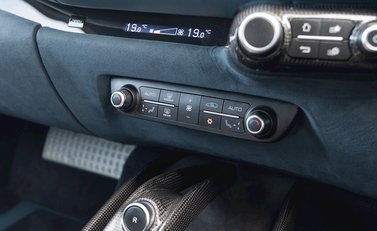 Ferrari 812 Superfast 20