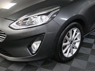 Ford Fiesta TITANIUM 31