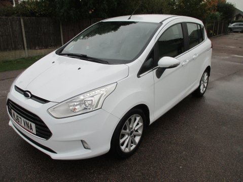 Ford B-Max 1.0T EcoBoost Titanium Navigator Euro 6 5dr 2