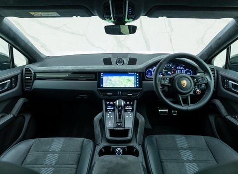 Porsche Cayenne Turbo GT 17