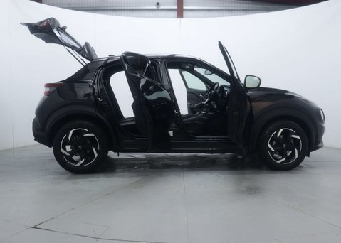 Nissan Juke 1.0 Juke N-Connecta DiG-T Semi-Auto 5dr 53