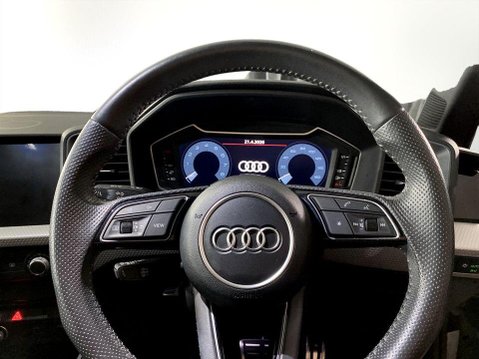 Audi A1 1.5 TFSI 35 S line Sportback 5dr Petrol S Tronic Euro 6 (s/s) (150 ps) Cru 13