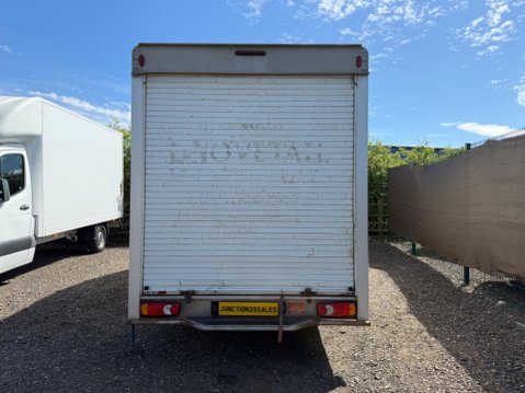 Peugeot Boxer 2.0 BlueHDi 335 Built for Business Low Floor Luton 4dr Diesel Manual L3 Eur 6