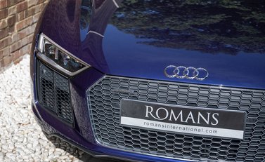 Audi R8 V10 Spyder 23