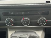 Volkswagen Transporter AUTO Crew Cab 204ps SWB L1H1 T32 Kombi Highline Air Con Cam EURO 6 39