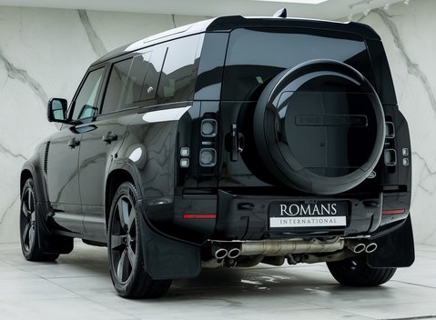 Land Rover Defender 110 V8 P525 7