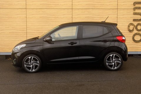 Hyundai i10 MPI PREMIUM 9