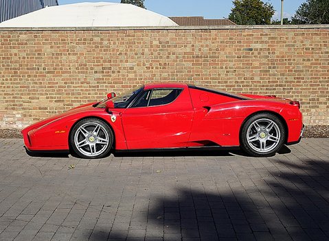 Ferrari Enzo 5