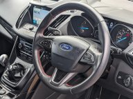 Ford Kuga ST-LINE TDCI 22