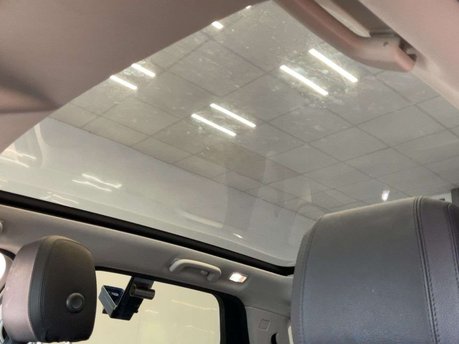 Land Rover Discovery Sport 2.0 Discovery Sport SE D Auto 4WD 5dr 20