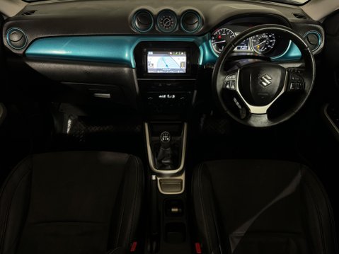 Suzuki Vitara SZ5 URBAN 11