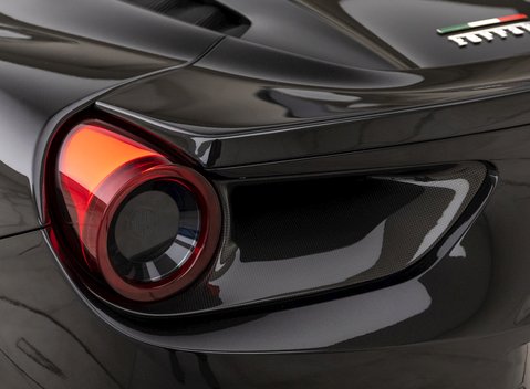 Ferrari 488 Spider 25