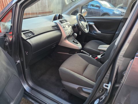 Toyota Verso TR D-CAT 12