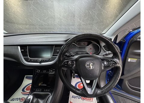 Vauxhall Grandland X 1.5 Turbo D BlueInjection Elite Nav SUV 5dr Diesel Manual Euro 6 (s/s) (130 63
