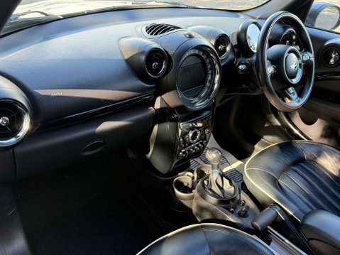 Mini Countryman 1.6 Countryman John Cooper Works Auto 4WD 5dr 9