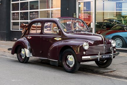 Renault 4 CV Découvrable 2