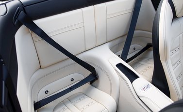 Ferrari California T HS 15