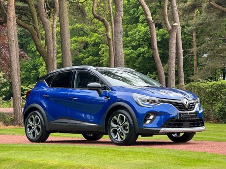 Renault Captur TECHNO E-TECH
