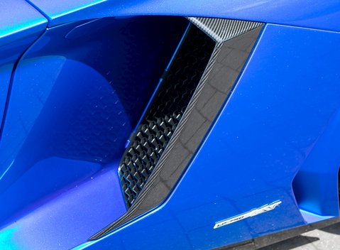 Lamborghini Aventador SV LP750-4 Roadster 31
