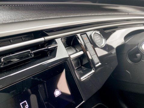Peugeot 3008 0.0L 5d 17