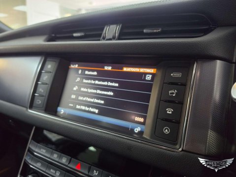 Jaguar XF 2.0i R-Sport Sportbrake Auto Euro 6 (s/s) 5dr 76