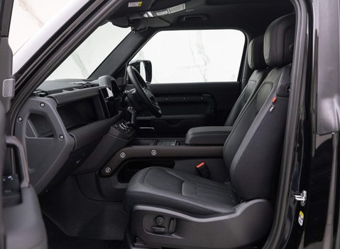Land Rover Defender 3.0 D300 MHEV X Auto 4WD Euro 6 (s/s) 3dr 9