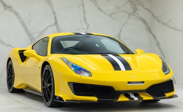 Ferrari 488 Pista 1