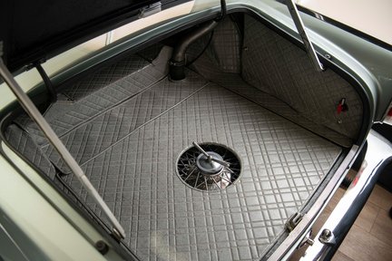 Maserati 3500GT Gran Turismo Series II 36