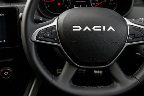 Dacia Duster EXTREME SE TCE 18