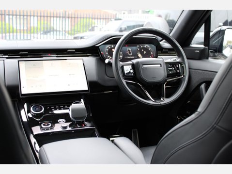 Land Rover Range Rover Sport 3.0 P400 DYNAMIC SE MHEV 4