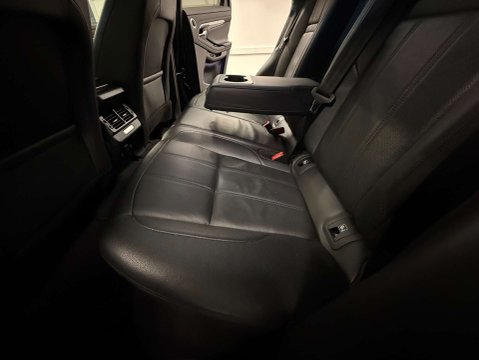 Land Rover Range Rover Evoque 2.0 Range Rover Evoque R-Dynamic SE D MHEV Auto 4WD 5dr 41