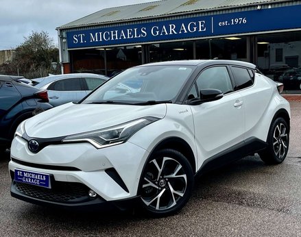 Toyota C-HR 1.8 C-HR-Dynamic HEV CVT 5dr 1