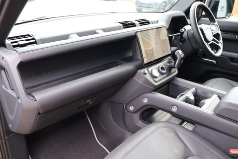 Land Rover Defender 110 2026 HARD TOP X-DYNAMIC HSE D350 STYLED BY SEEKER WITH PPF AND REAR SEATS  28