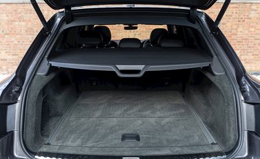 Bentley Bentayga V8 Diesel 29