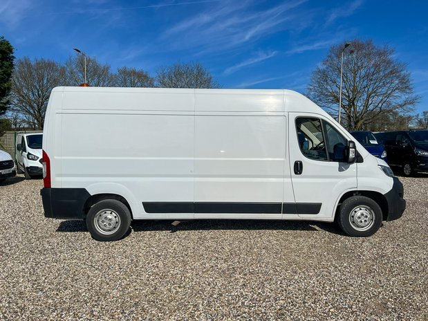 Vauxhall Movano LWB L3H2 (SOLD) Medium Roof F3500 Air Con Nav Tow Bar EURO 6 NO VAT 5