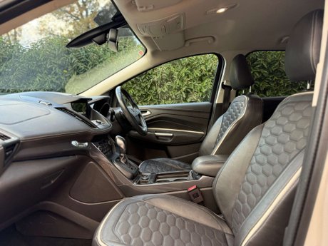 Ford Kuga 1.5 Kuga Vignale 4x4 Auto 4WD 5dr 37