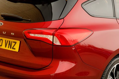 Ford Focus ST-LINE X TDCI 9