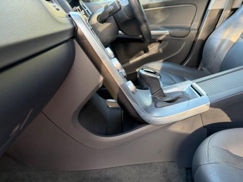 Volvo V60 2.0 T4 SE Nav Auto Euro 6 (s/s) 5dr 16