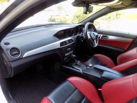 Mercedes-Benz C Class 6.3 C63 V8 AMG Edition (457bhp) 14