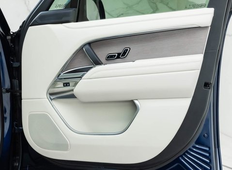 Land Rover Range Rover D350 Autobiography 18