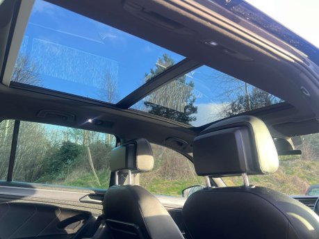 Volkswagen Tiguan 2.0 Tiguan R-Line Tech TDI Semi-Auto 5dr 41